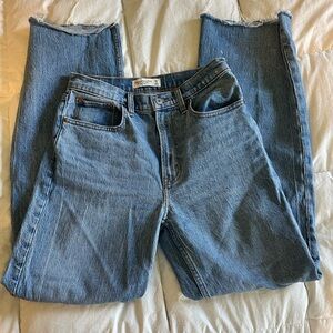 A&F High-rise 90s Relaxed Jeans